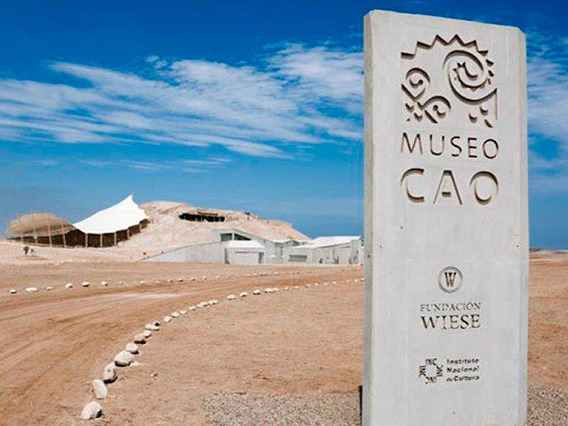 Complejo Arqueològico El Brujo + Museo Cao